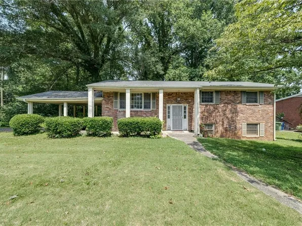 1981 Valley Ridge Dr SW, Atlanta, GA 30331