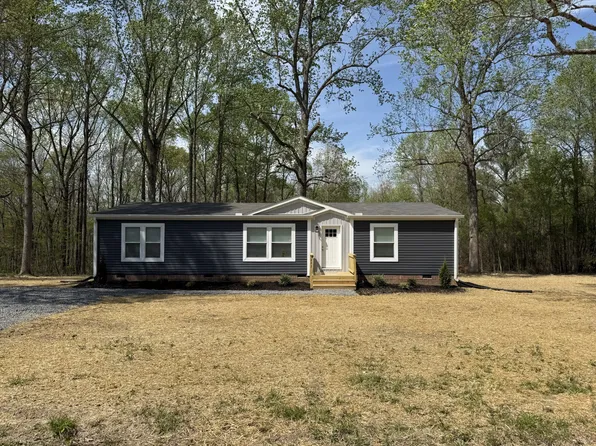 202 Carter Ridge Rd, Westmoreland, TN 37186
