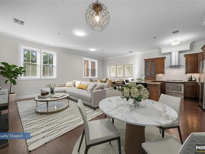 1600 Kaufer Ln APT 16, Fort Lee, NJ, 07024