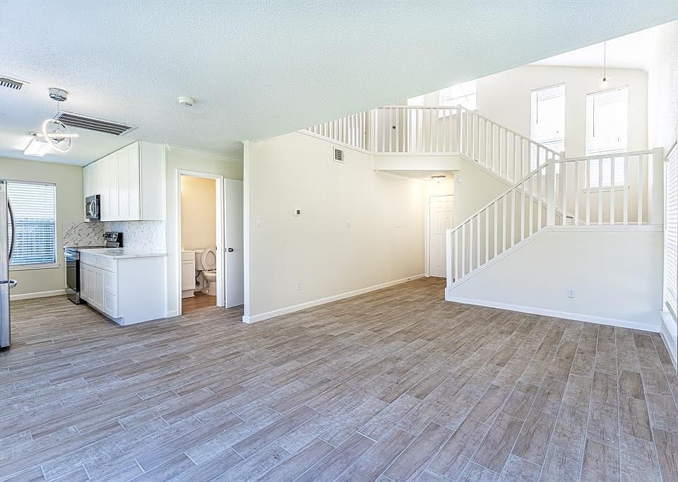 2414 Pheasant Creek Dr, Sugar Land, TX 77498 Zillow