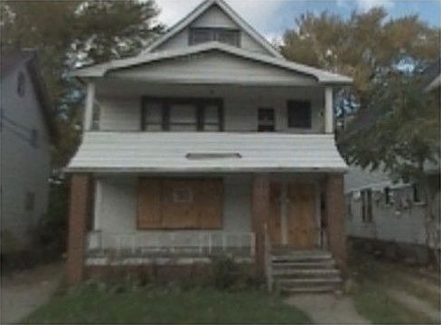 1st image of 16023 Elderwood Ave