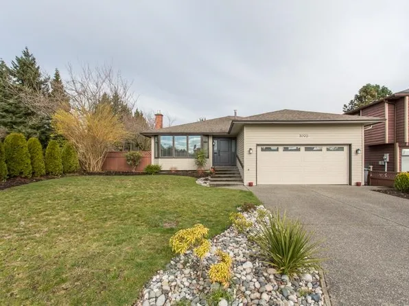 1990 150th St, Surrey, BC V4A 7H8