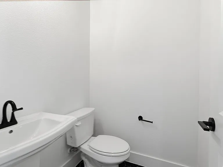 2525 Brunswick Way — Photo 10