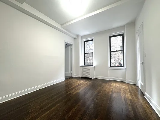 Rented by Solil Management | media 4