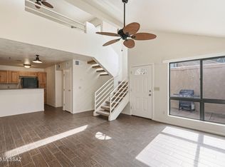 7610 E Callisto Cir, Tucson, AZ 85715