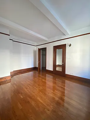 Rented by Compass | media 7