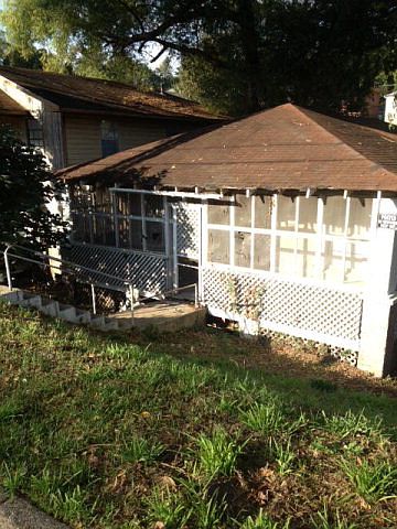 1st image of 1406 Farmer St