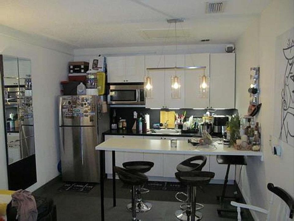 1st image of 130 Avenue And