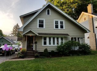 54 Berwick Rd, Rochester, NY 14609