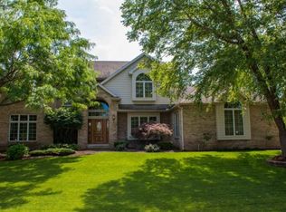 52041 N Lakeshore Dr, Granger, IN