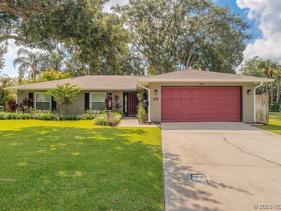 1st image of 967 Sand Crest Dr