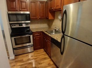 11480 Beirut Ct #201, Saint Louis, MO 63126