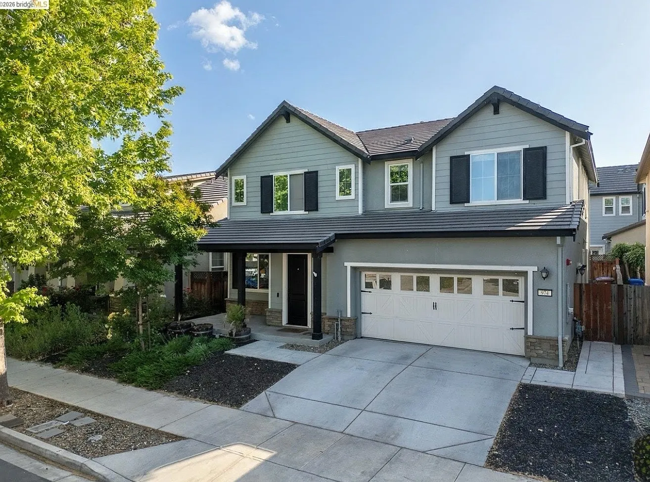 5 bed, 2873 sqft, $4,100 — Photo 1