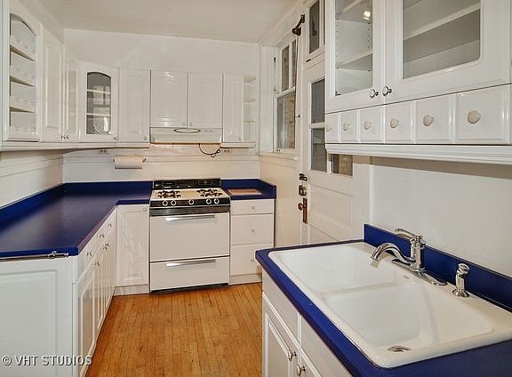 5th image of 230 N Oak Park Ave APT 1I