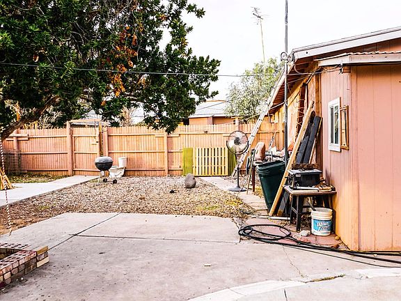 5th image of 2615 W Morten Ave