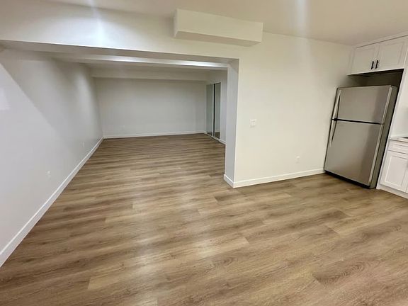 5th image of 924 4th St #13
