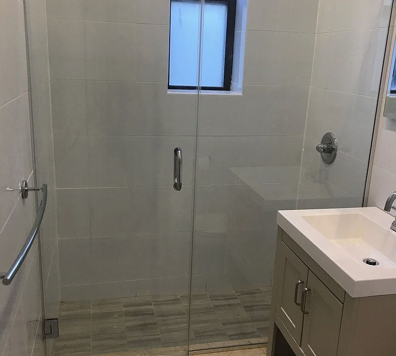 1st image of 2428 27th St APT 3A