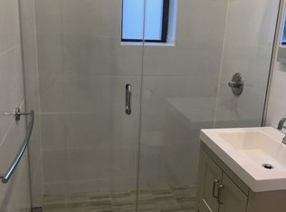 2428 27th St APT 3A, Astoria, NY 11102