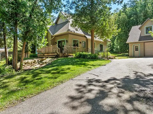 5022 Bay Shore Dr, Sturgeon Bay, WI 54235