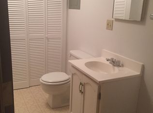 821 N 8th St, Breese, IL 62230