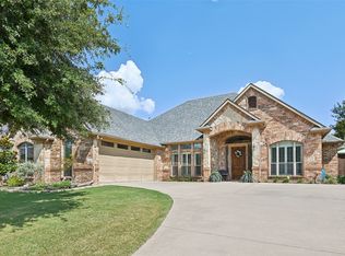 3210 Wildpointe Ct, Mansfield, TX 76063