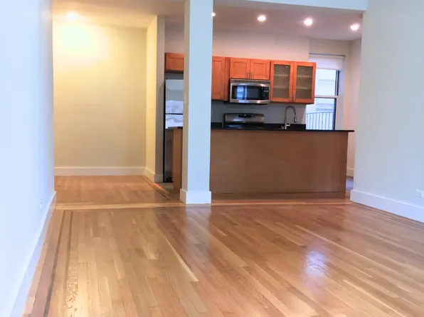 364 West 18th Street image 1 of 3