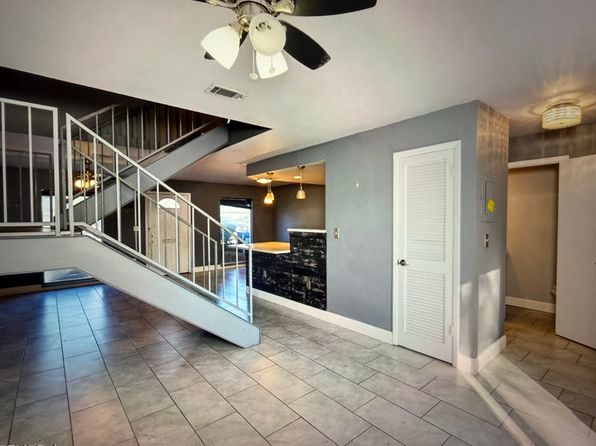 11360 White Bay Ln