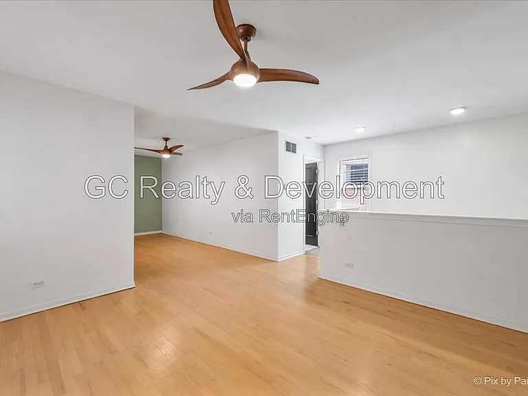 832 W Barry Ave #B — Photo 15