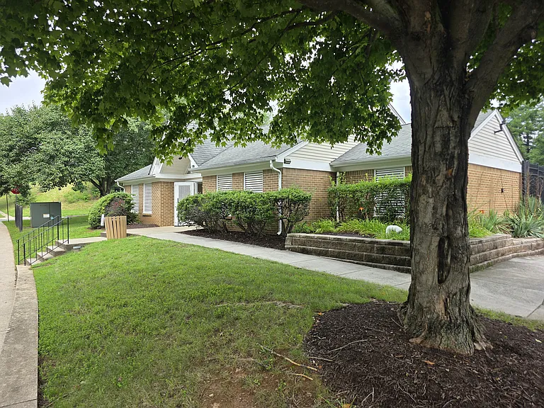 19136 Partridge Wood Dr — Photo 46