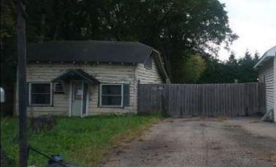 1st image of 40862 N Douglas Ave