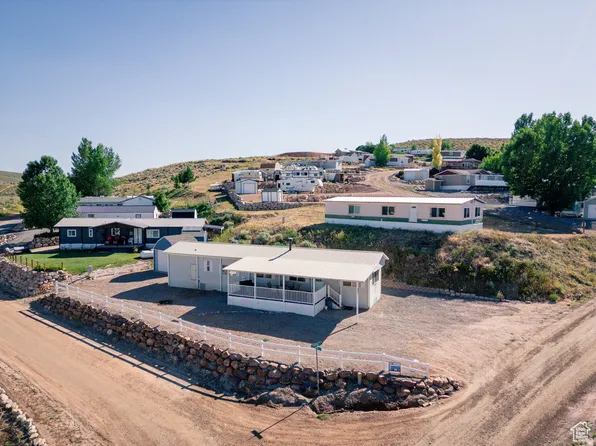 738 E Vanessa Ln, Garden City, UT 84028