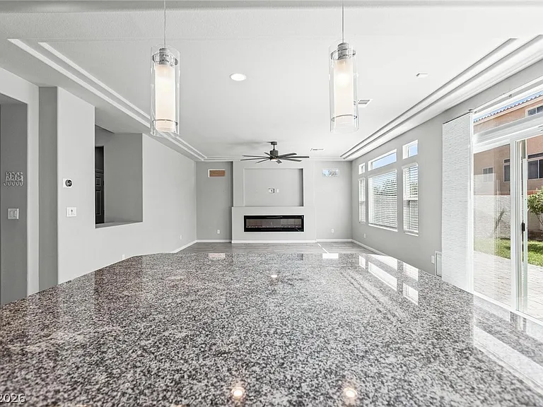 10116 Cascadia Creek St — Photo 22