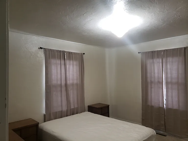 225 S Bailey St — Photo 6