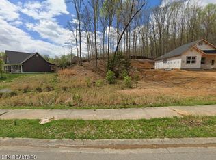 205 N Taube Ln, Oak Ridge, TN 37830