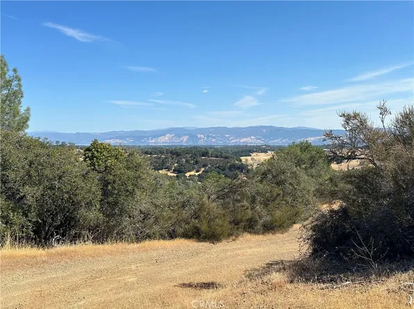 9525 Peterson Ln, Kelseyville, CA 95451