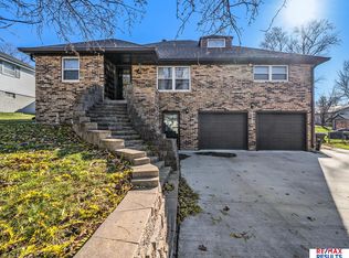 13355 Adams St, Omaha, NE 68137