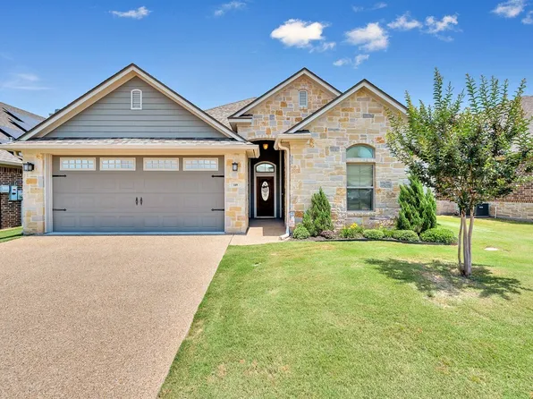 109 Lost Maples Ct, Hewitt, TX 76643