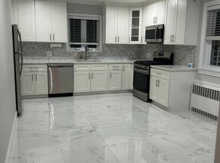 260 Eastchester Rd, New Rochelle, NY 10801