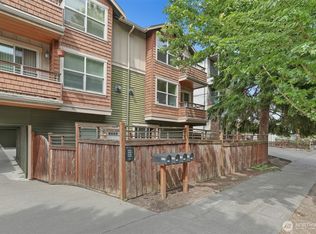 1426 NW 59th St APT A, Seattle, WA 98107