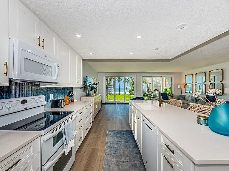 16800 Gulf Blvd #5 — Photo 26