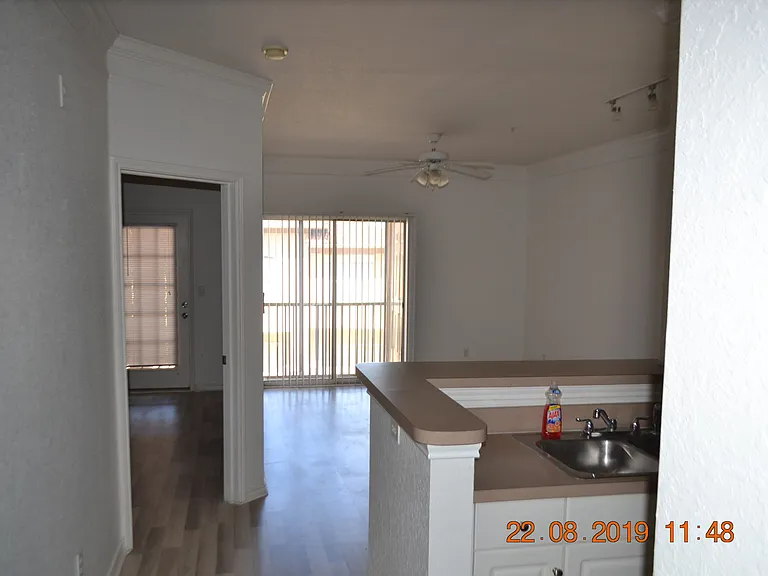 4323 Bayside Village Dr #206 — Photo 2