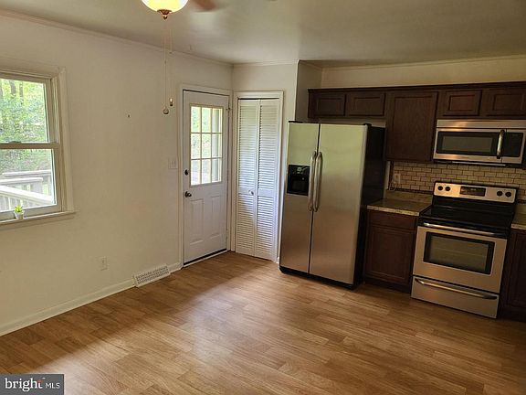 3rd image of 21538 Morris Dr