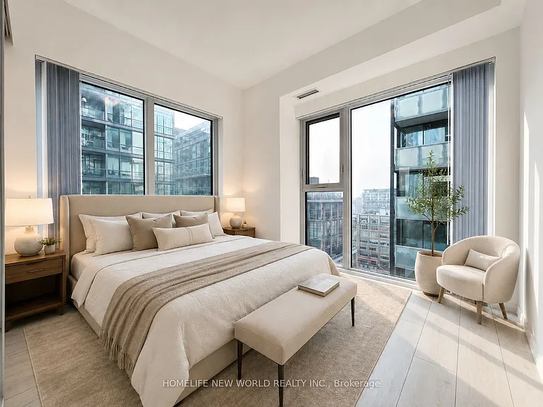 400 King St W #1122 — Photo 12