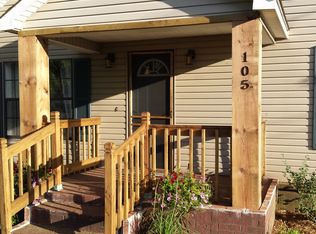105 W 5th St, Leachville, AR 72438