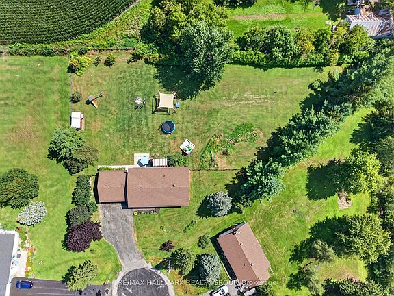 3rd image of 117 Canyon Dr