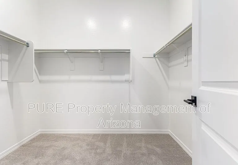 22937 E Roundup Way — Photo 12