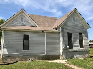 100 N 1st St, Hewitt, TX 76643
