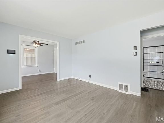 4th image of 155 Saint Maurice Ln
