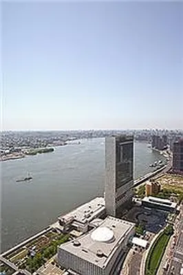 Sold by Trump International Realty | media 14