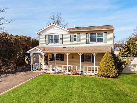 3rd image of 18 Admiral Ln